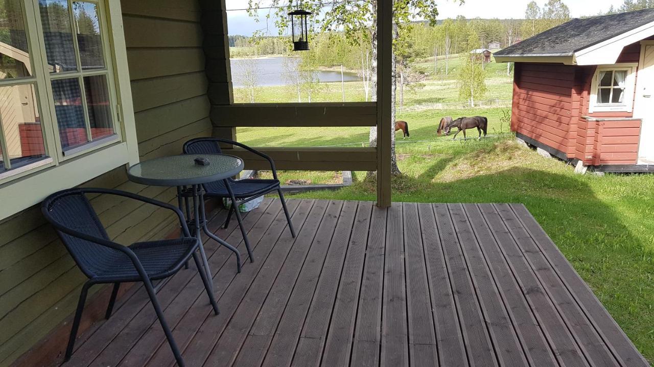 Countryside Cottage By The River 卡利克斯 外观 照片